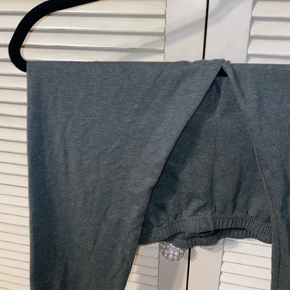 🌼🌼🌼🌼OLIVE GREEN LEGGINGS - Picture 5 of 6